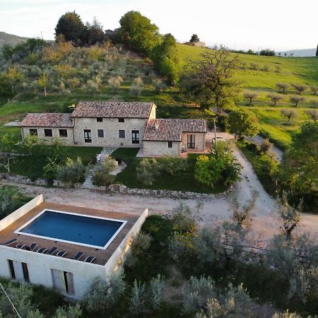 Agriturismo Sant'Angelo Holiday Farm Gualdo Cattaneo Luaran gambar