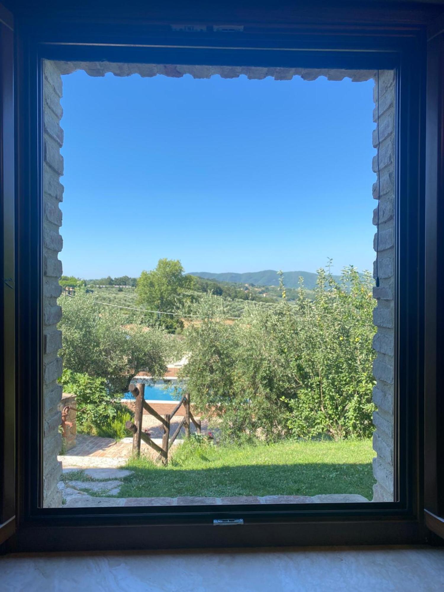 Agriturismo Sant'Angelo Holiday Farm Gualdo Cattaneo Luaran gambar